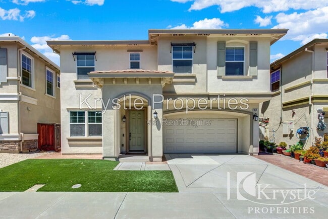 1649 Roma Dr