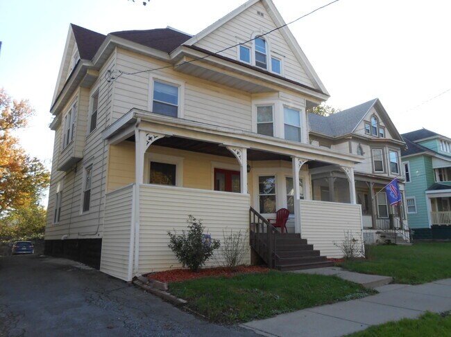 Foto del edificio - 915 Westcott St