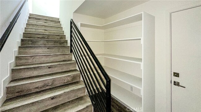 Foto del edificio - 14019 Vanowen St