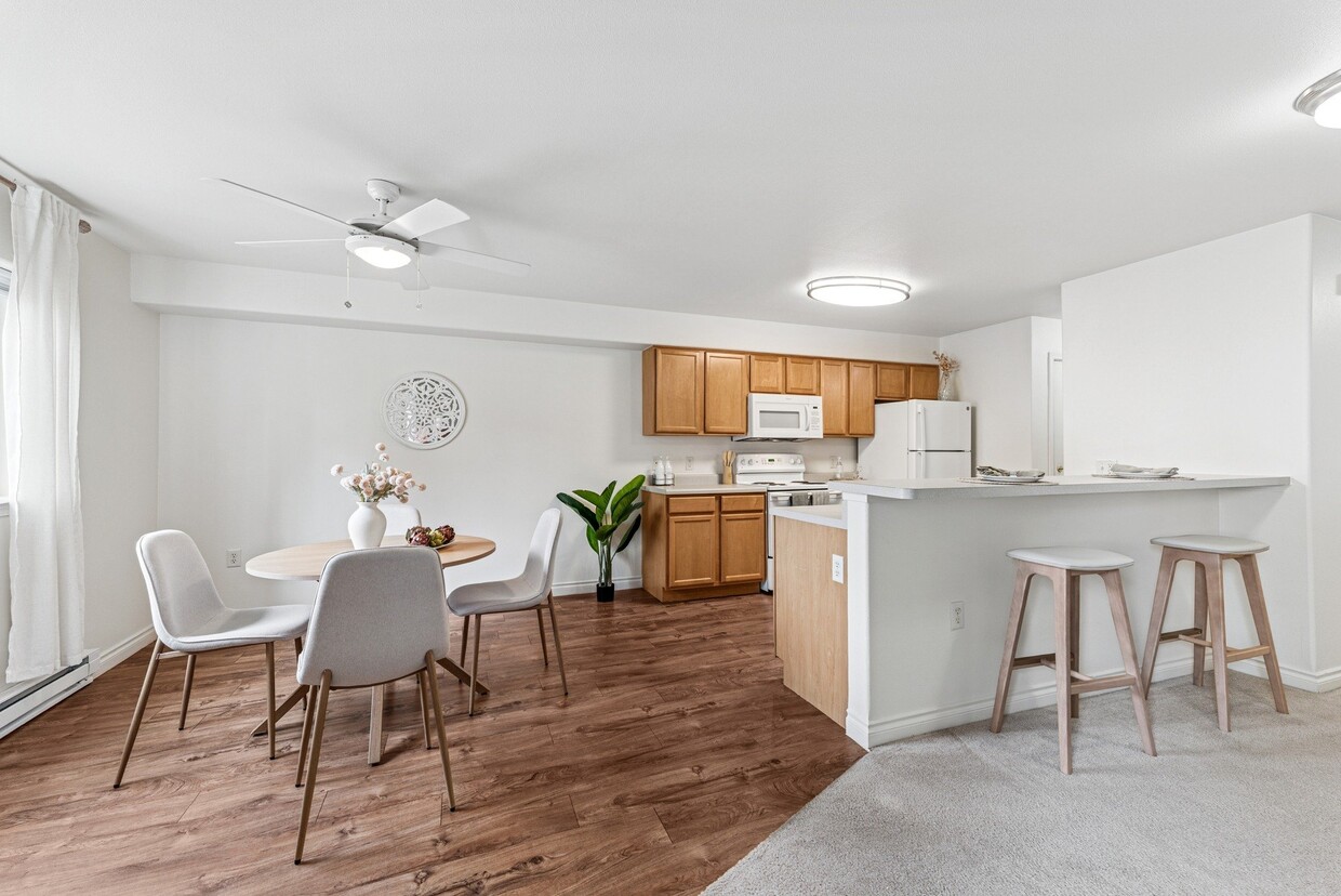 Primary Photo - Lion's Gate