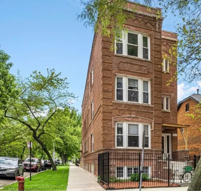 Primary Photo - 2601 W Potomac Ave