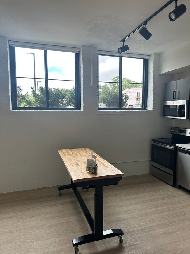 Interior Photo - Ivy Lofts