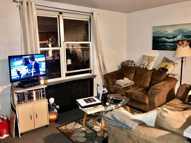 Foto del edificio - 195-24-195-39 39th Ave