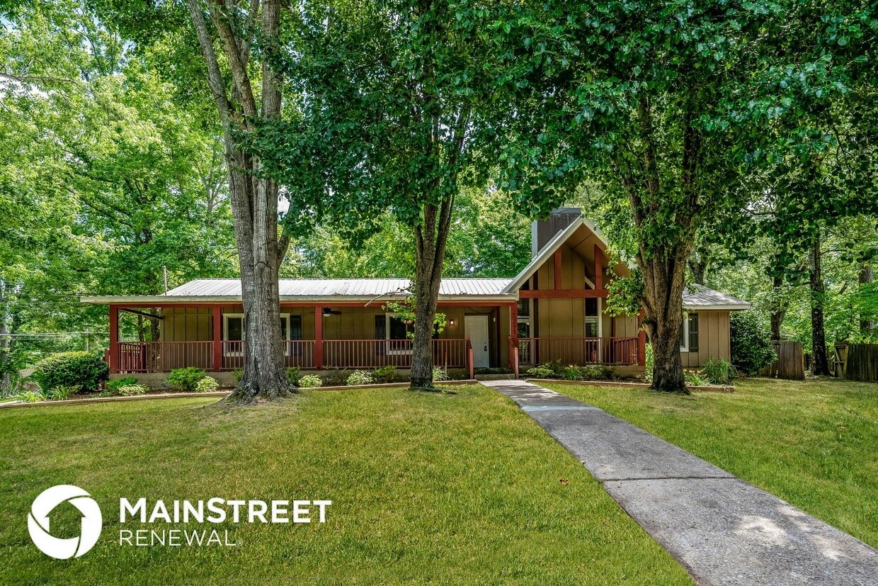 Primary Photo - 2064 Edenwood Dr