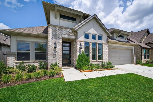 Foto del edificio - 1527 Munson Valley Rd