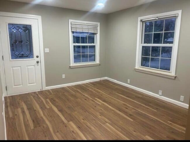 Foto del edificio - 1977 Princeton Rd