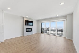 Building Photo - 32 Perego Terrace