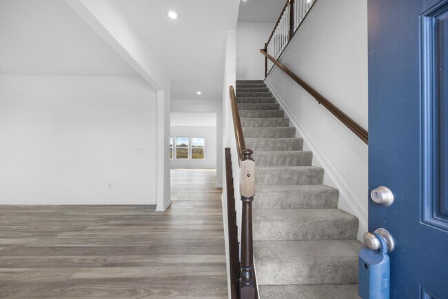 Foto del edificio - 6295 Honey Farm Way