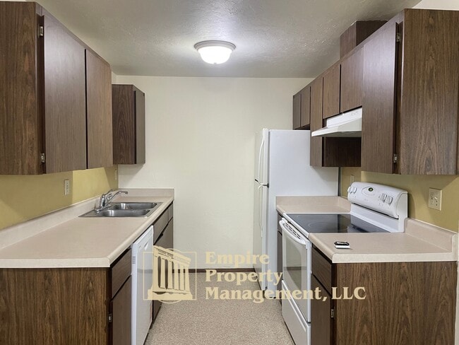 Building Photo - 3862 Pattison St