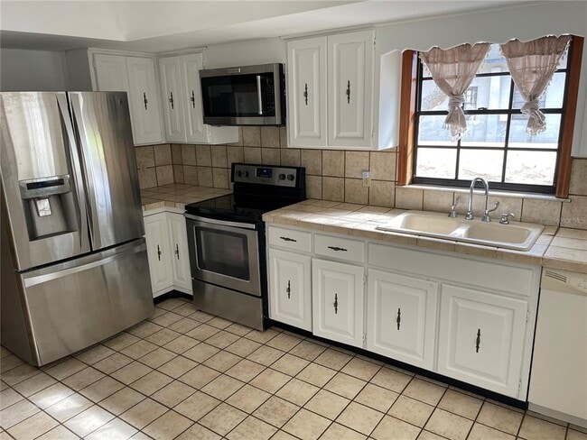 Foto del edificio - 2727 Massee Rd