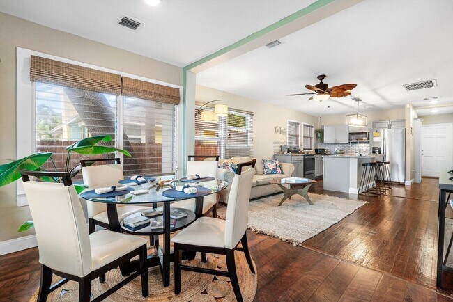 Foto del edificio - 314 S Palmway