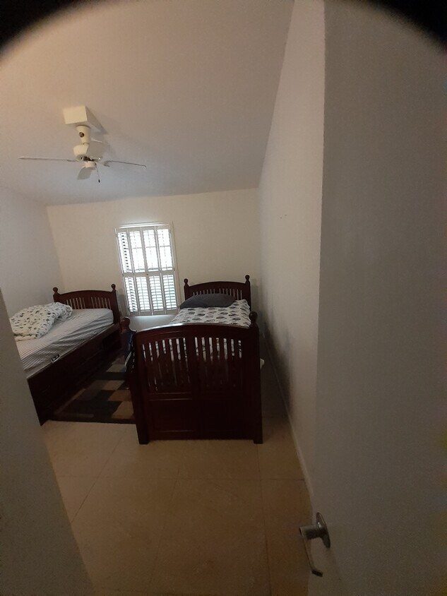 Photo - 2482 SE Drayton Rd (Port Saint Lucie, FL)