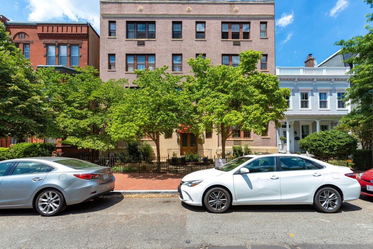 Foto principal - Utilities Included! 1 Bed/ 1 Bath, 8 Minut...