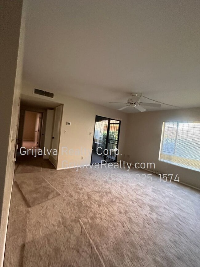 Foto del edificio - **MOVE-IN SPECIAL ** Spacious 2 Bedroom, 1...