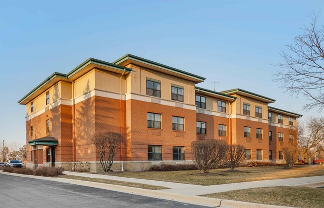 Building Photo - Furnished Studio-Chicago - Vernon Hills - ...
