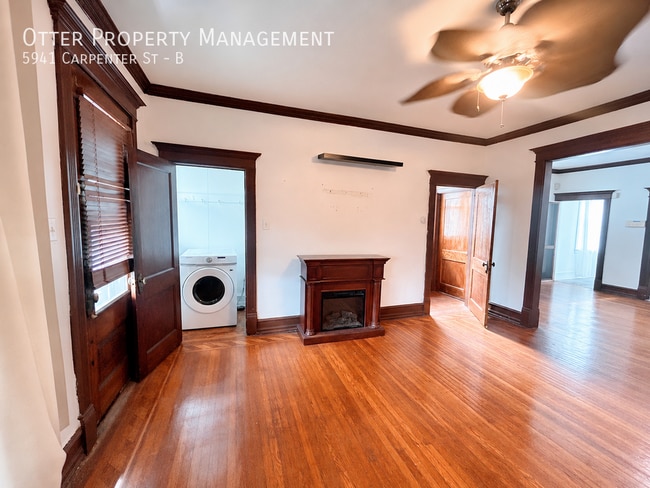 Building Photo - 5941 Carpenter St