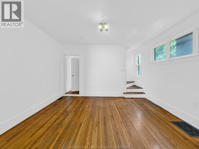 Building Photo - 973 Pelissier St