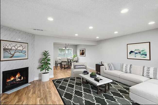 Foto del edificio - 18333 Hatteras St