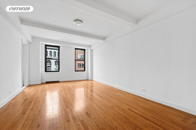 Foto del edificio - 200 W 16th St