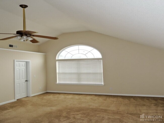 Foto del edificio - 5003 Serenity Point Ln