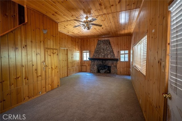 Building Photo - 2462 Spring Dr