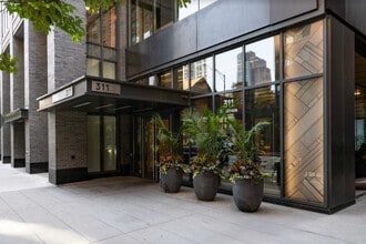 Building Photo - 311 W Illinois St