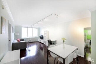 Building Photo - 220 E 65th St