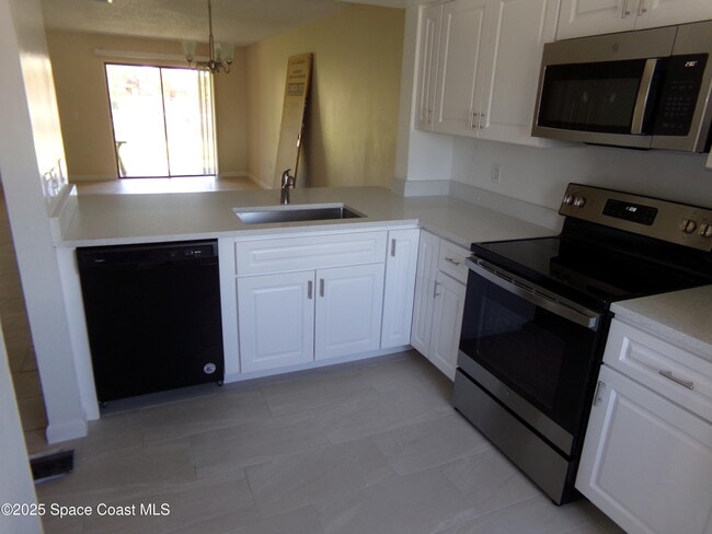 Building Photo - 131 San Juan Cir