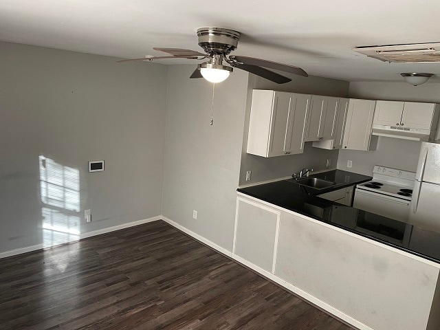 open concept kitchen/living area - 413 S Tillery St