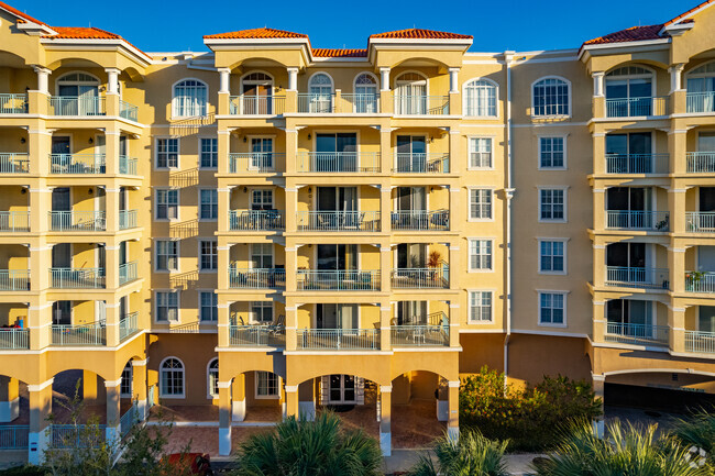 700 N Osceola Ave Clearwater, FL - Clearwater Harbor Apartments