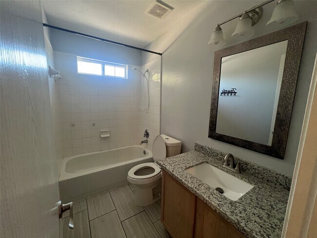 Foto del edificio - 19631 Plantation Tree Ct