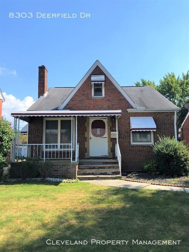 Charming Brick Bungalow in Parma House for Rent in Parma, OH