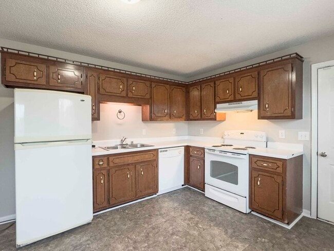 Building Photo - 1012 Cooper Dr