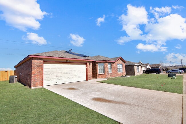 Building Photo - 3911 Deputy Dr