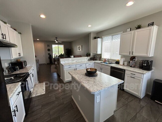 Foto del edificio - 17939 W Villa Chula Ln