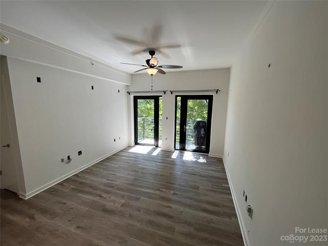 Foto principal - 715 N Church St