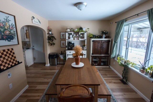 Comedor - 3106 Pine Ave