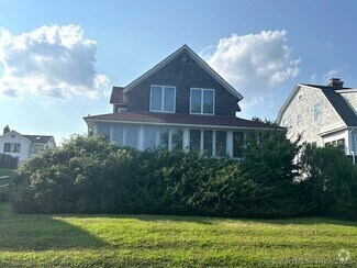 Building Photo - 195 Linden Ave