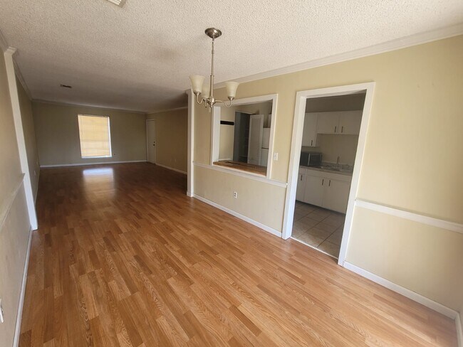 Building Photo - 108 Sandy Haven Dr