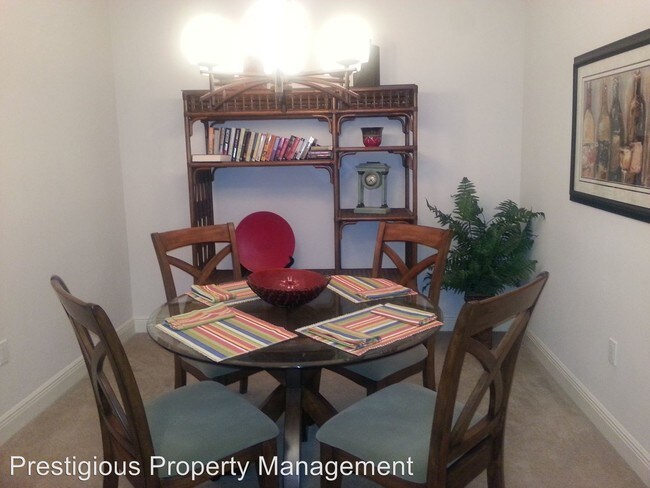 Foto del edificio - 6330 Watercrest Way