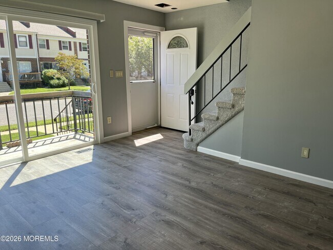 Foto del edificio - 53 Primrose Ln