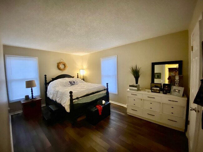 Dormitorio principal - 424 Thomas St