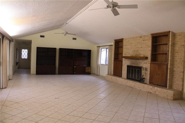Building Photo - 612 Cottletown Rd
