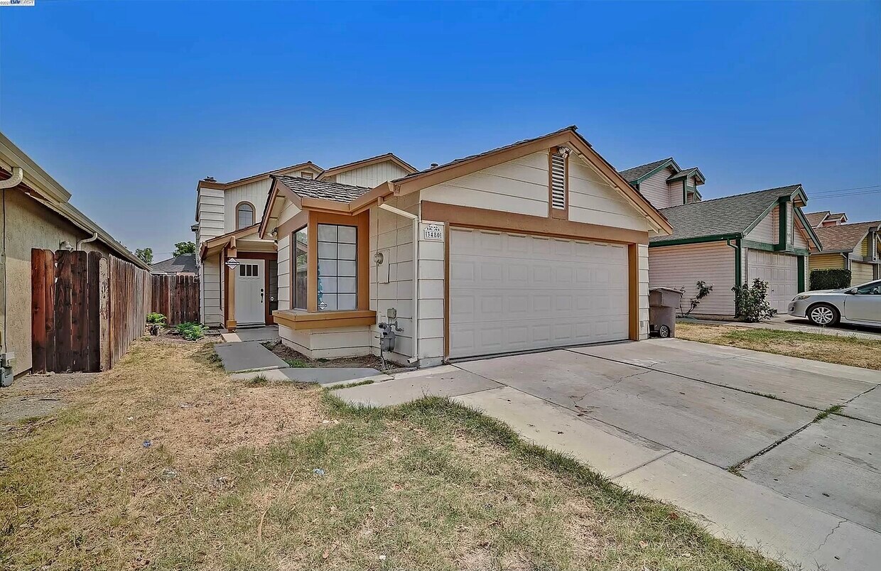 Foto principal - 3480 Briar Ln