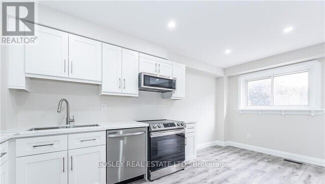 Photo du bâtiment - 51 Paulander Dr