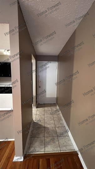 Building Photo - 562 Woodland Ave