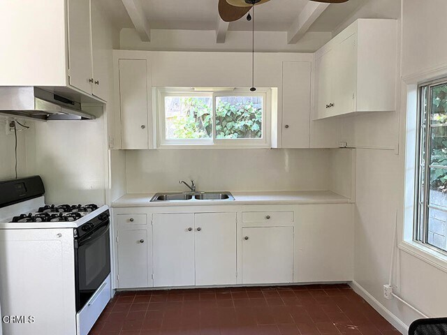 Building Photo - 4252 Chevy Chase Dr