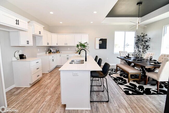 Foto del edificio - 2505 N Terrace Dr