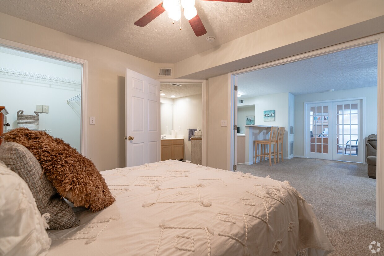 Foto principal - Willow Oaks Apartments