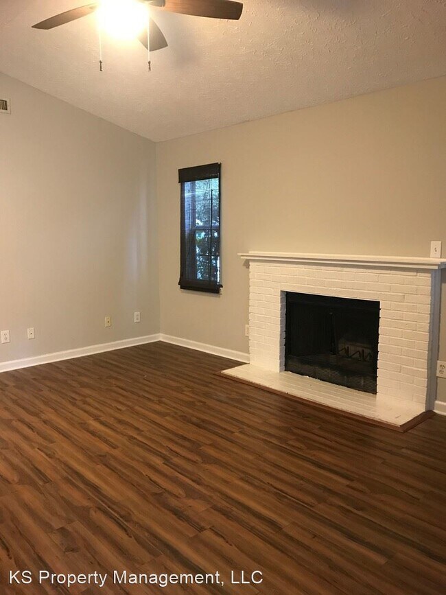 Foto del edificio - 3 br, 2 bath House - 6628 Cherry Laurel